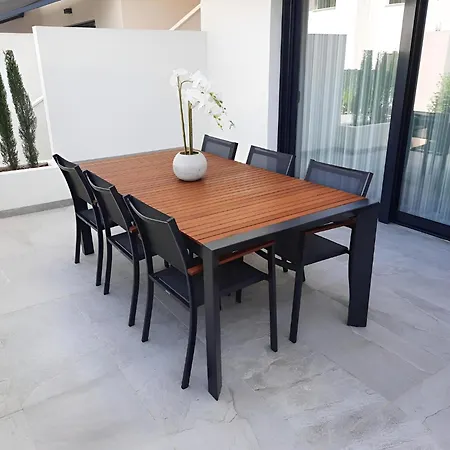 Apartment Balcon De La Laguna Ground Floor 3 Bedroom - By Oyoostays