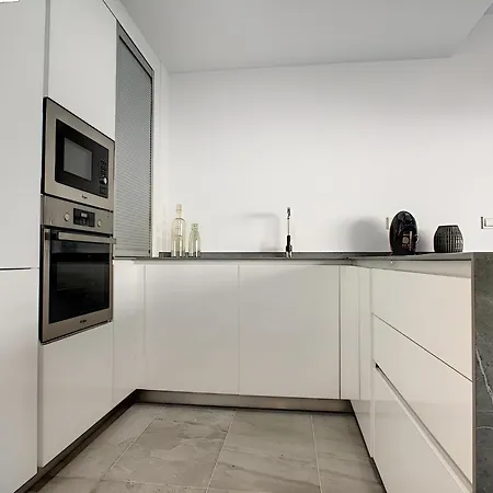 Balcon De La Laguna, Ground Floor Apt, Stunning Garden, Pools - By Oyoostays Apartmán Torrevieja