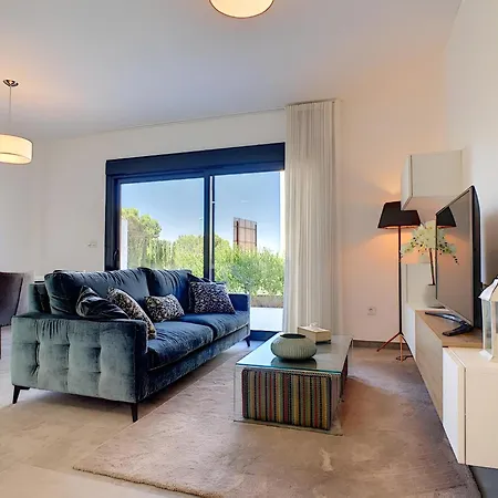 Balcon De La Laguna, Ground Floor Apt, Stunning Garden, Pools - By Oyoostays Apartmán Torrevieja